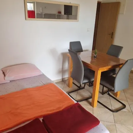 Mare - 20 M From Beach